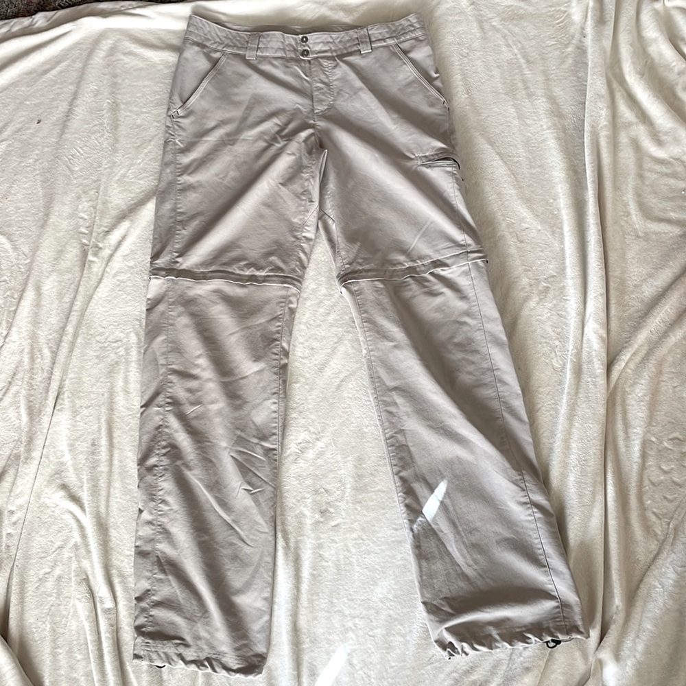 Columbia women’s 12 Long hiking pony